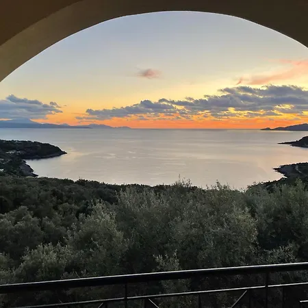 Amouso Villa Evgiros